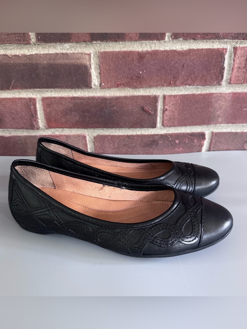 Nurture Women’s US 7.5 M Black Leather Ballet Flats Comfort Slip On Shoes